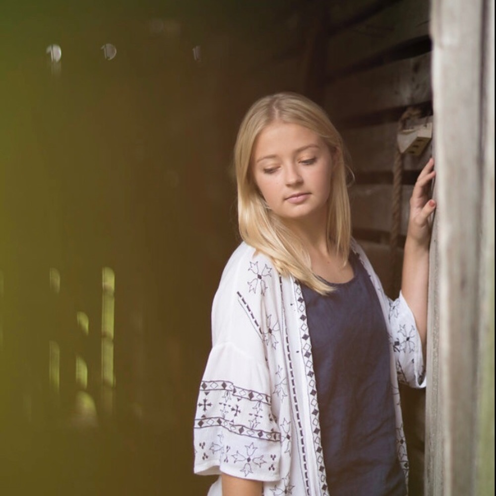 Meet your Posher, Alayna